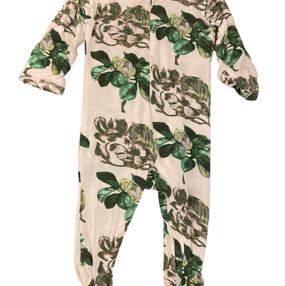 KQ 🌿 The Woods Magnolia Footie